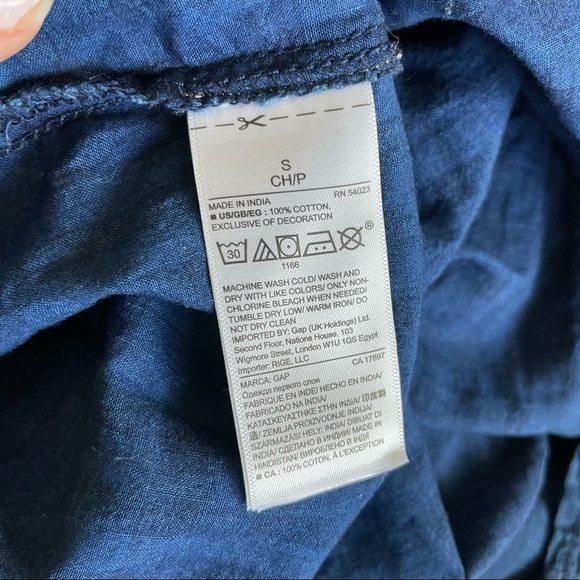 GAP Flutter Sleeve Blouse / cottage core - Picture 9 of 11